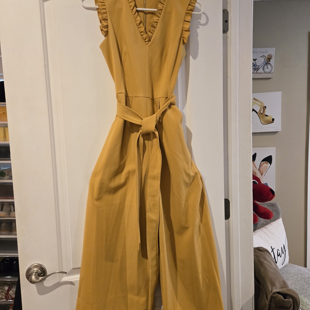 NWOT WOMENS JUMPSUIT - Picture 2 of 6